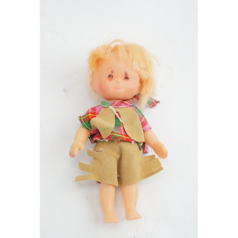Kamar Pocky Vintage Small Vinyl Doll Kids 5 Inch Blonde Plaid Tan Outfit Good